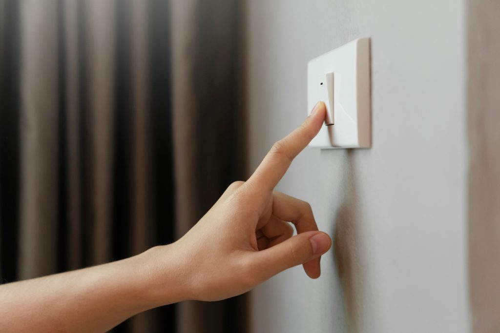 What Is the Right to Disconnect in Australia — and What It Reveals About Workplace Culture